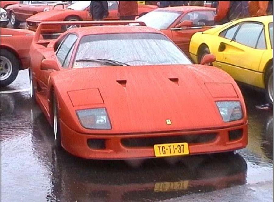  Ferrari F40 1987 года  (фото 83 из 127)